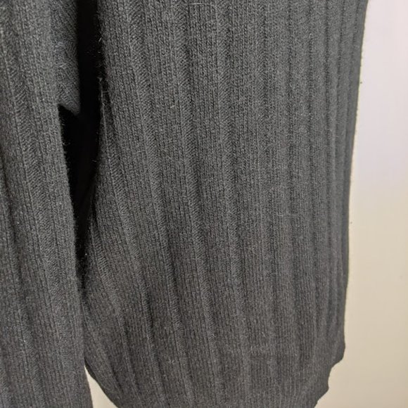 Richards & Jones Wool Blend Mock Neck Sweater. Size M. - Picture 6 of 13